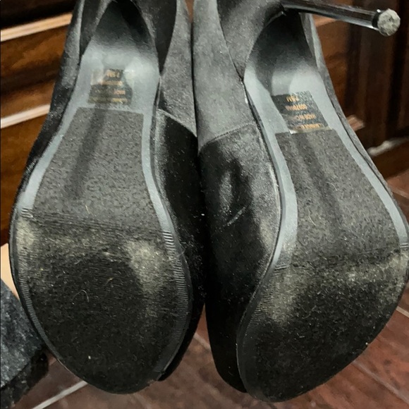 Heels - Picture 6 of 6